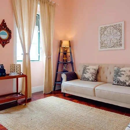 Janelas Do Tejo * Lisboa